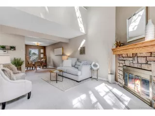 Photo #4: 8922810 Listing