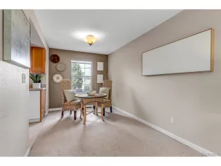 Photo #6: 8922810 Listing