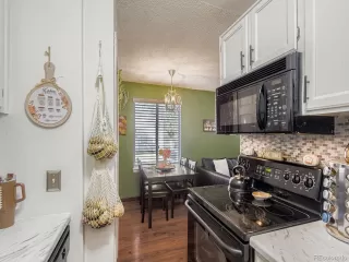 Photo #5: 8923938 Listing 