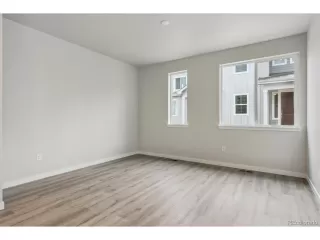 Photo #6: 8924661 Listing