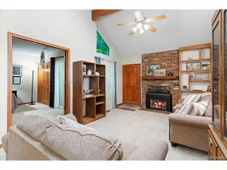 Photo #2: 8925184 Listing