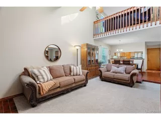 Photo #3: 8925184 Listing