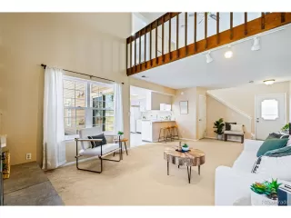 Photo #3: 8926458 Listing