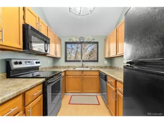 Photo #4: 8926657 Listing