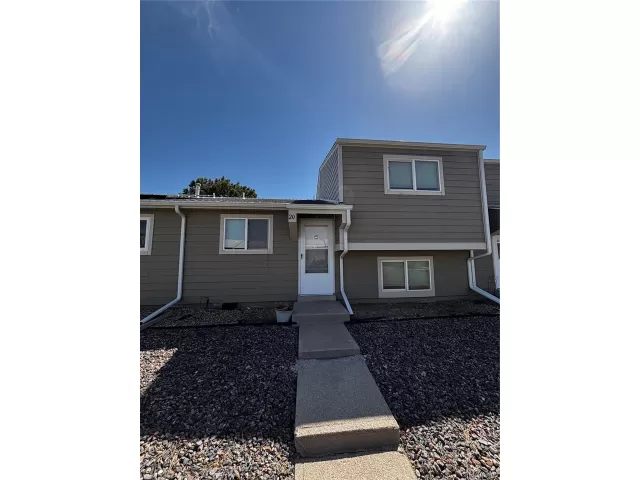 MLS: 8927770 Condo For Sale