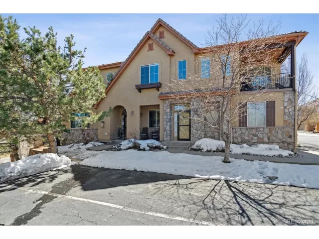 MLS: 8928660 Condo For Sale