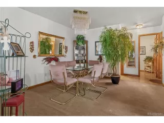 Photo #5: 8929699 Listing