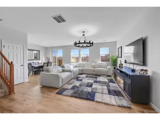 Photo #4: 8932934 Listing