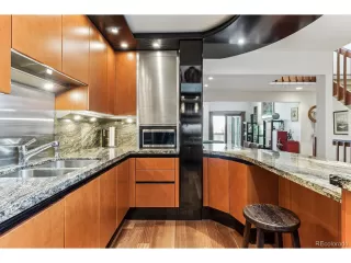 Photo #6: 8935880 Listing 