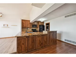 Photo #5: 8935882 Listing 