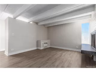 Photo #4: 8935885 Listing