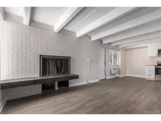 Photo #6: 8935885 Listing