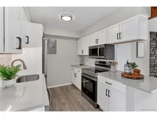 Photo #6: 8938252 Listing 