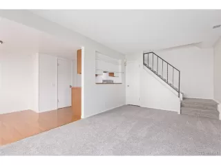 Photo #3: 8939065 Listing