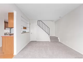 Photo #4: 8939065 Listing