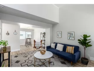 Photo #2: 8939478 Listing