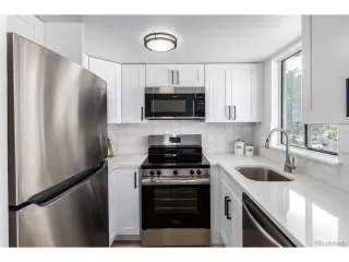 Photo #5: 8939478 Listing