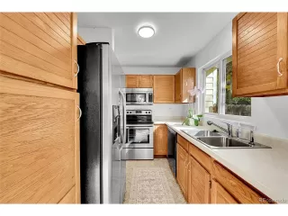 Photo #5: 8950082 Listing