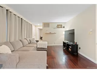 Photo #2: 8950262 Listing 