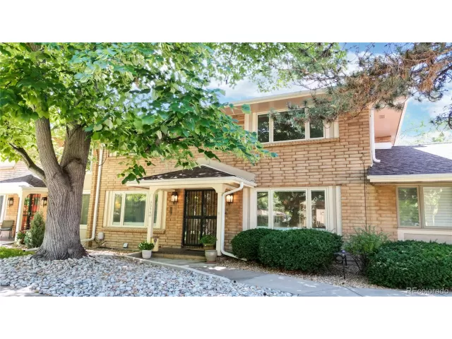 MLS: 8951964 Condo For Sale