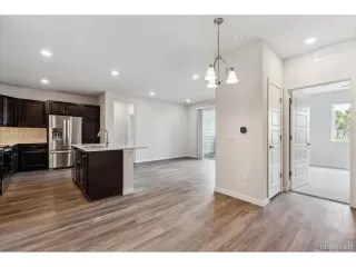 Photo #2: 8952442 Listing