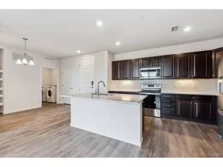 Photo #3: 8952442 Listing