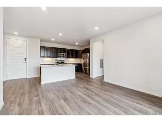 Photo #4: 8952442 Listing