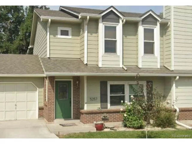 MLS: 8954557 Condo For Sale