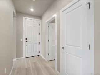 Photo #6: 8957309 Listing 