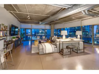 Photo #5: 8958769 Listing 