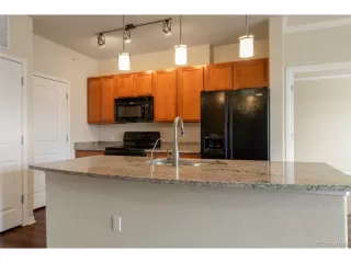 Browse active condo listings in LINCOLN SQUARE LOFTS
