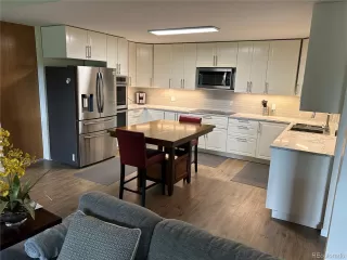 Photo #6: 8960089 Listing