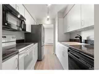 Photo #6: 8961649 Listing 