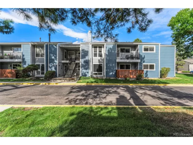 MLS: 8961811 Condo For Sale
