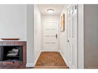 Photo #6: 8961811 Listing