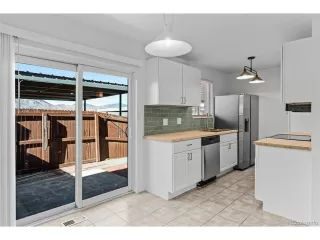 Photo #4: 8962939 Listing