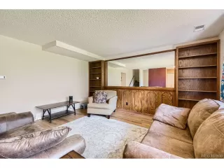 Photo #4: 8963173 Listing