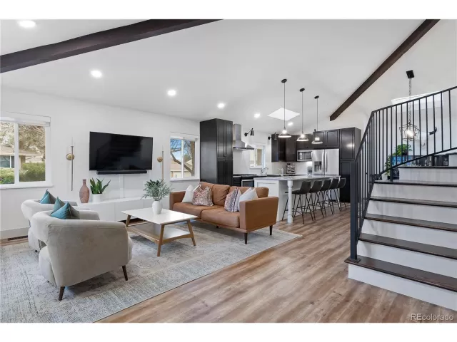 MLS: 8963695 Condo For Sale