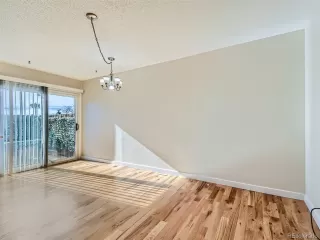 Photo #5: 8968741 Listing