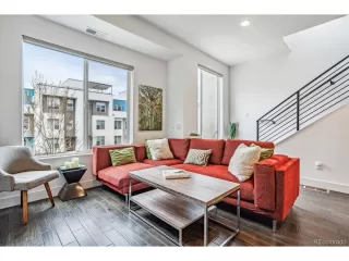 Photo #5: 8968823 Listing 