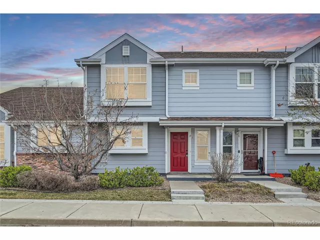 MLS: 8968947 Condo For Sale