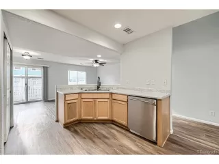 Photo #6: 8968947 Listing