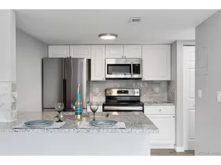 Photo #4: 8969427 Listing