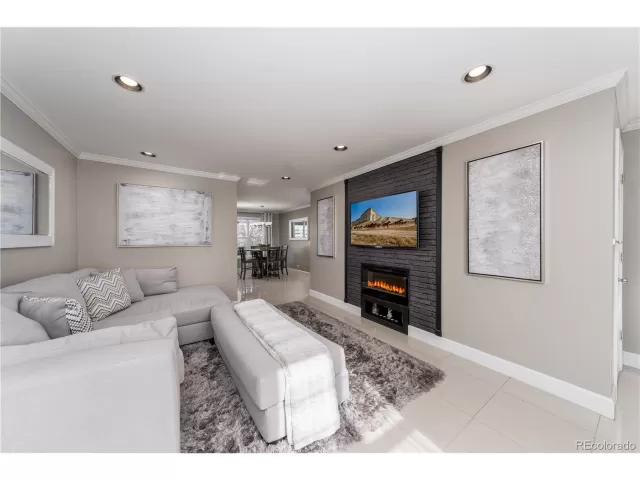 MLS: 8971423 Condo For Sale