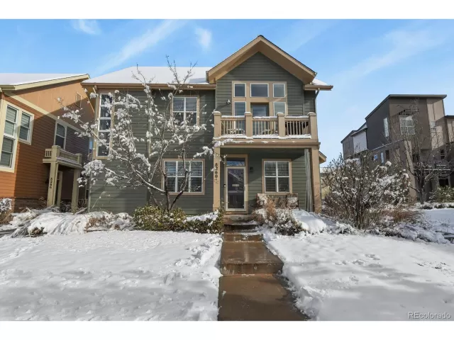 MLS: 8973233 Condo For Sale