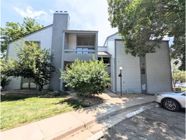 MLS: 8976797 Condo For Sale