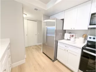 Photo #3: 8976797 Listing