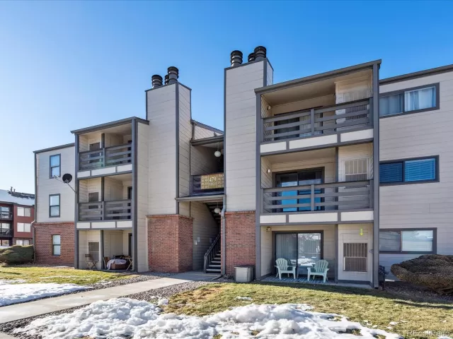 MLS: 8977237 Condo For Sale