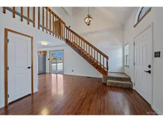 Photo #5: 8977806 Listing