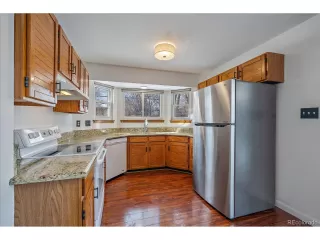 Photo #6: 8977806 Listing